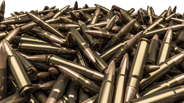 世界最胆大的军火商,用1亿发过期子弹,坑死美军18亿订单