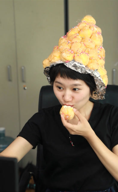 相关链接: 拔丝泡芙小丑影评拔丝泡芙小丑剧情