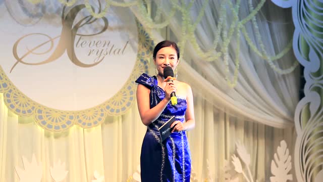 骑士主持人李佳芮