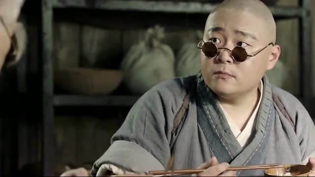 新乌龙院-郝劭文"吃鸡"上线!有没有觉得画面很熟悉