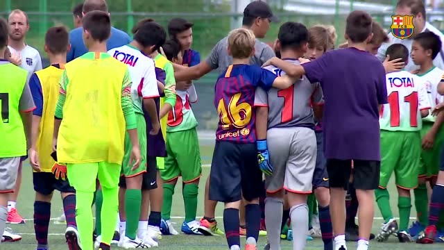 梅西后继有人,巴萨u14少年队吊打皇马脚踢东洋