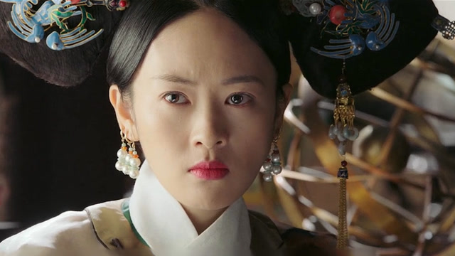 《如懿传》慧贵妃假孕升为皇贵妃,结果被侍卫玷污, 周迅:这就是报应