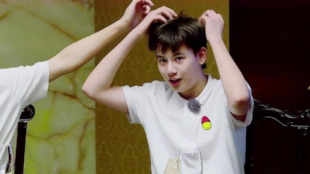 胡先煦看到王彦霖懵了,头发都竖起来了,确定王彦霖不走了