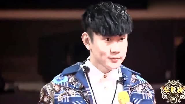 林俊杰模仿张学友唱《演员》,一开口就被惊艳到了,台下薛之谦都懵了