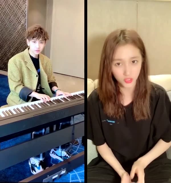 关晓彤唱歌,汪苏泷弹琴,网友两个字评论:优秀!
