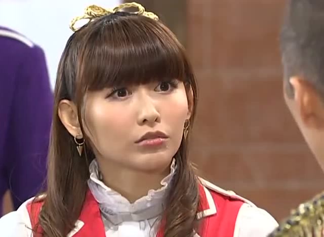 蜜诺娃太可爱了!先是误会了罗博高教授,随后竟这样哄小艾哥哥