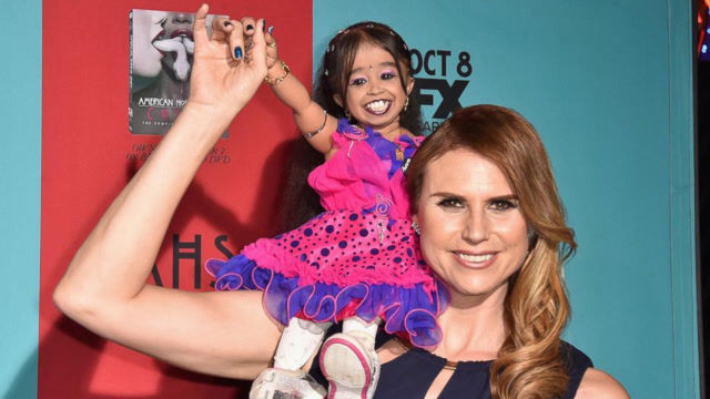 世界上最矮的女人,体重还不足15斤,却迎来大批追求者