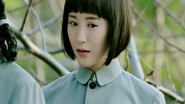 林杉为了找回抗大教材,一个人独自会柳屯,遭遇正在搜索的鬼子