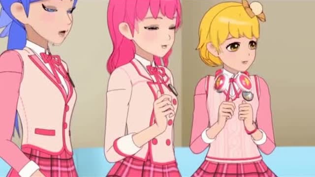菲梦少女:飞阳组合舞台上激情表演