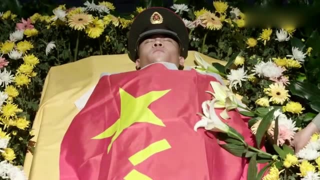 石磊执行任务不幸牺牲,真是太给中国军人争面子!