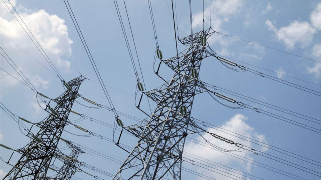 为什么我国的高压线要架在空中,而不是埋在地下?