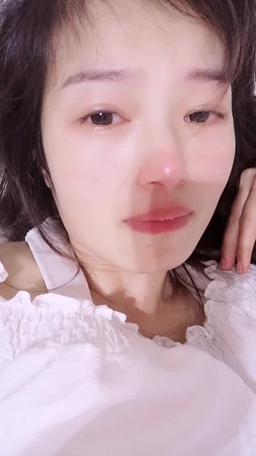 想睡睡不着的感觉很难受,委屈到想哭……喝点小酒助眠吧