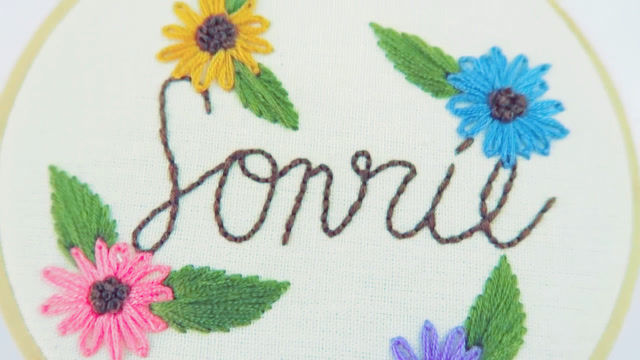 手工刺绣好看的英文字母绣花图案