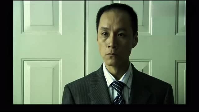 爱了散了:内心扭曲的方凯被陈峰锁喉,只为竞争一个女人,真刺激