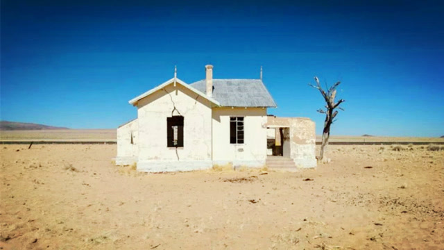 非洲沙漠中的"鬼镇",曾经产出大量钻石,但几十年就废弃了