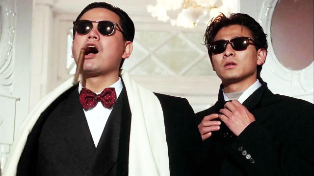 喜剧片:刘德华和陈百祥假扮赌王,美女面前耍威风,看一次笑一次