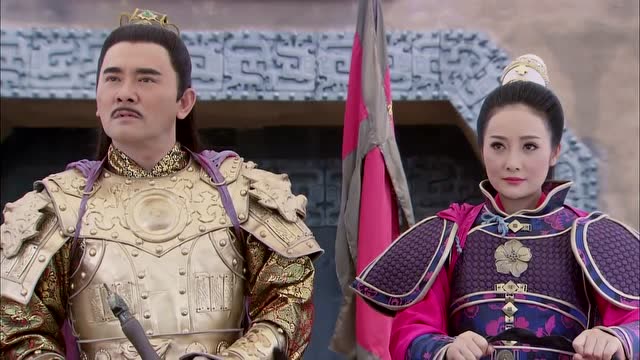 薛刚反唐:武三思果然和太子妃有一腿,两人眼神就出卖了自己