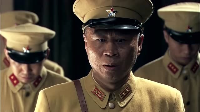 一个排的伪军失踪了,中村十分恼火,一枪击毙伪军长官!
