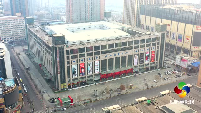 疫情下的西安西北商贸城是穷人最爱买衣服的地方现在却大门紧闭