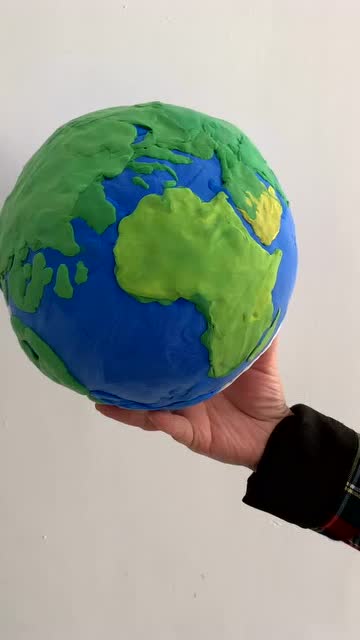 轻粘土,捏一个地球