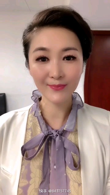 山东电视台主持人杨蕊