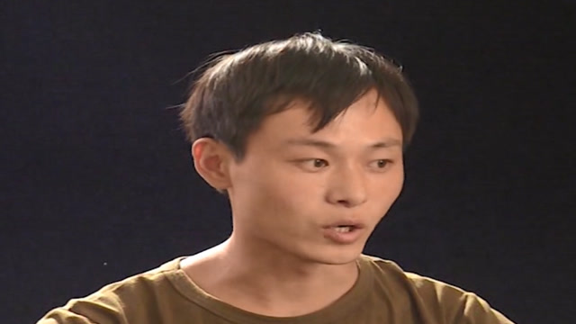 杂技演员李亮讲述"上刀山"的经过,整个过程十分危险!