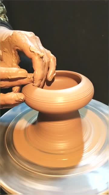 强迫症:这捏陶瓷手艺真是厉害