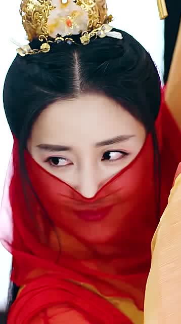 陈欣予饰演的痕香,摘下面纱的那一刻,很多人被惊艳到了