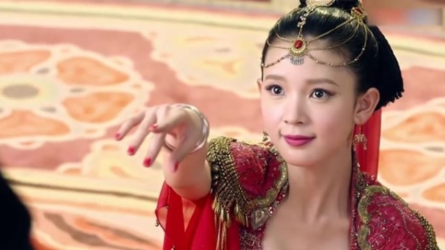 心机女跳肚皮舞迷惑皇上,谁料妃子是妖精,施法让皇上只爱她!