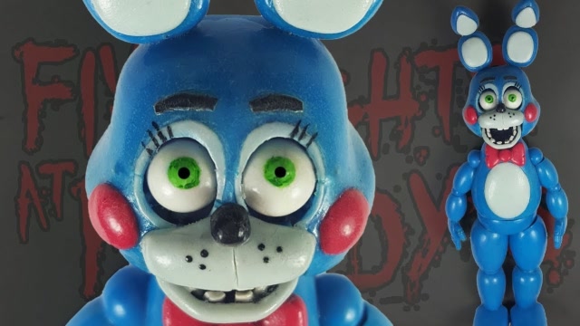 手办:用软泥打造一个游戏角色兔子邦尼,你喜欢吗?