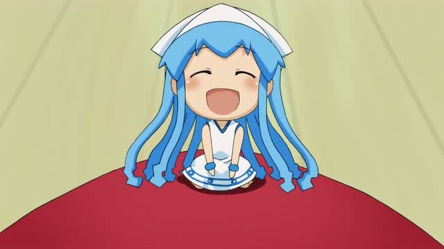 迷你乌贼娘:迷你乌贼娘第一次爬到主人的肩上去,好可爱