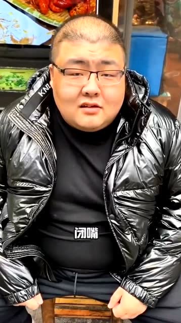 红雨老师:面不改色心不跳?只为吃饭而心跳,看来还没过年就胖了