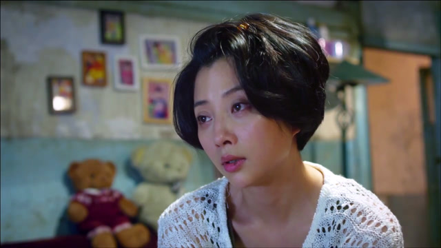 无贼:乔安娜对富豪同学想入非非,哪料对方有未婚妻,这下玩火了