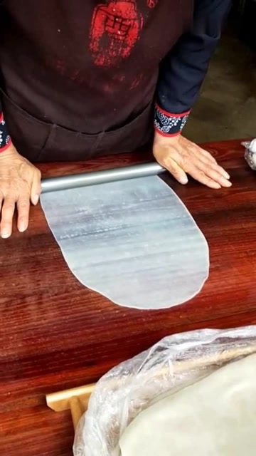 陕西宝鸡纯手工擀面皮制作过程