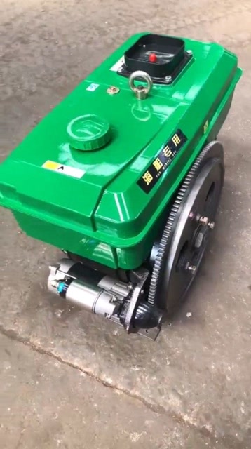 金冠绿色经典柴油机,配备25马力,用轮船上都好使!