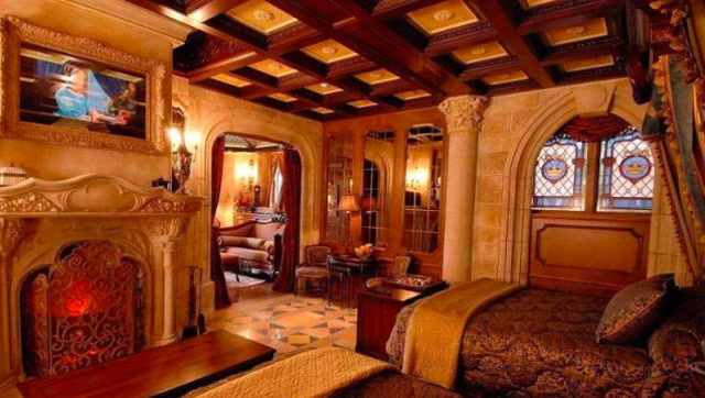 迪士尼城堡的神秘房间,不是花钱就能住的,想要入住只能靠运气!