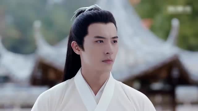 君临渊不放心凤舞一个人进去见吴监院,君临渊对吴监院说我不带兵器能