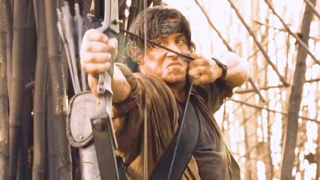 第一滴血4兰博暴力反杀一箭一个为村民复仇