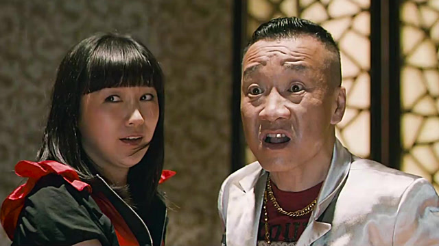 不愧是老戏骨,把煤老板暴发户演的淋漓尽致