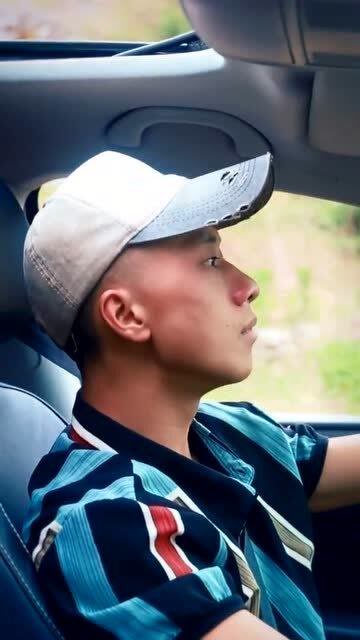 阿龙苏十八般武艺之双节棍