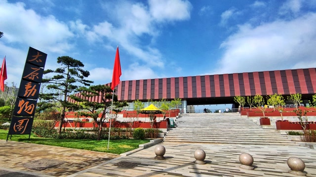 太原动物园东门已经投入使用,看大老虎终于不用再坐游览车