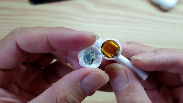airpods 拆解:苹果克隆无线耳机的内部结构