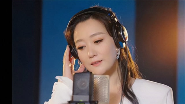 真不愧是"全能大魔王",谭晶翻唱《赤伶》直接飙戏腔,太牛了