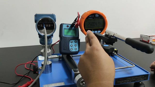 压力变送器检定压力变送器校准数字压力计压力校验台海纳计量田哥