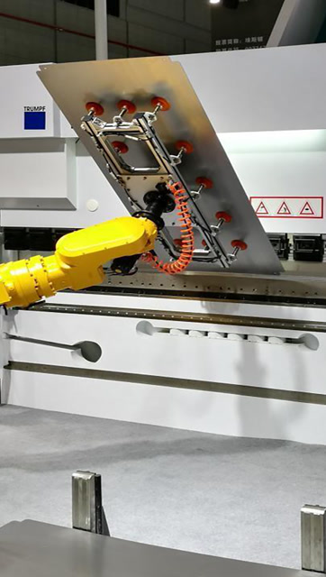 东智力衡钣金折弯机器人,全自动机器人折弯工作站