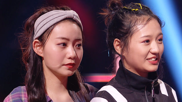 投票时刻→贾铮pk斯丹曼簇,票数刺激到让人尖叫