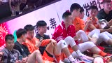 费尔德与GAI完成第一扣 动作失败仅得31分