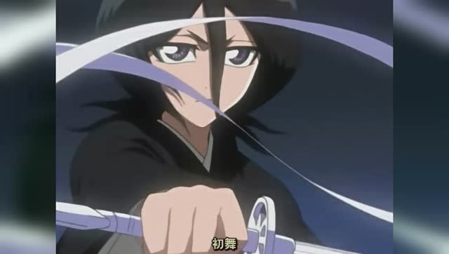 死神精彩片段,露琪亚第一次使用斩魄刀能力,场面太美