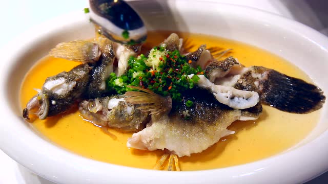 美食 金牛风味笋壳斑