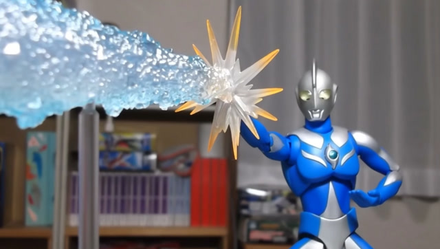 《高斯奥特曼》act可动玩具开箱效果展示!